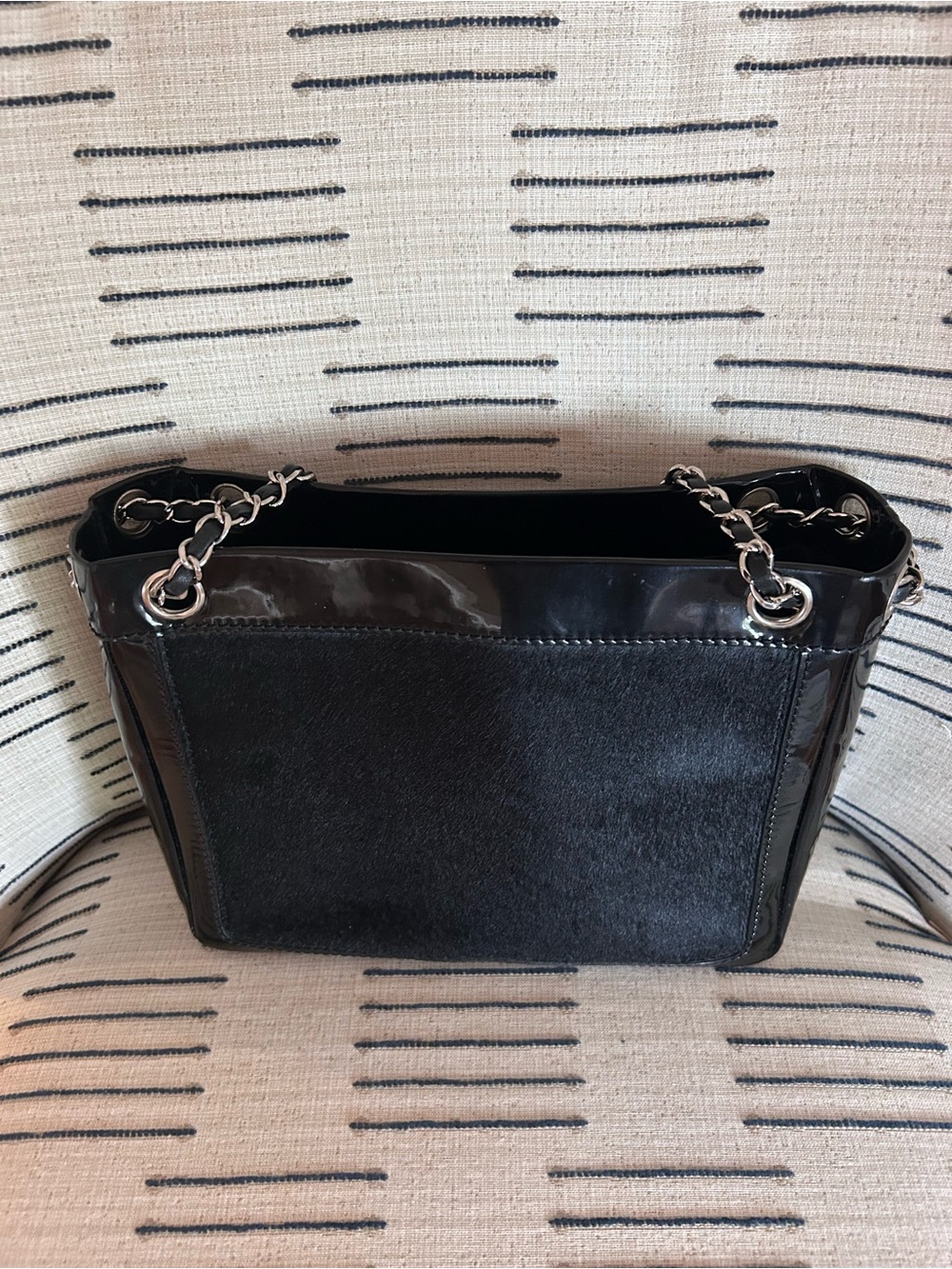 Chanel Black Patent & Pony Hair Vintage Chain-Handle Tote - Picture 2 of 14